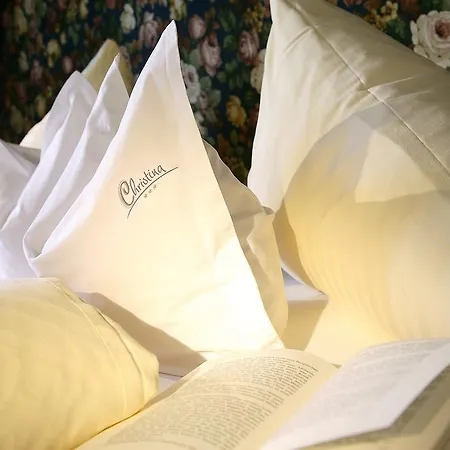 Sportpension Christina By Piaunddirk 3* Fügen