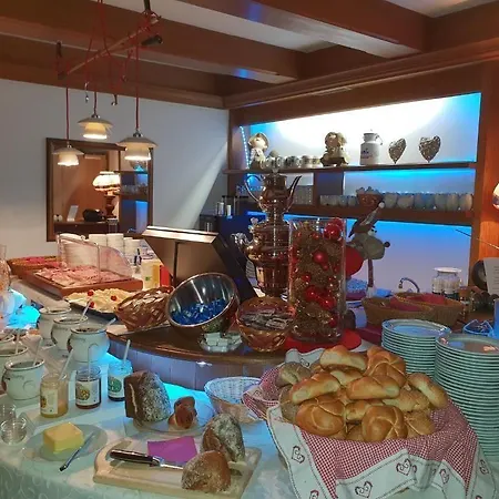 Sportpension Christina By Piaunddirk 3* Fügen