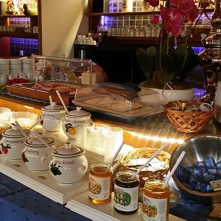 Sportpension Christina By Piaunddirk Gasthuis Fügen