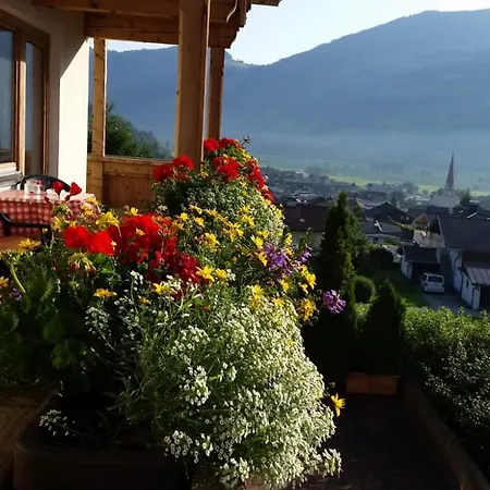 Gasthof Sportpension Christina By Piaunddirk Fügen