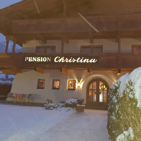 Sportpension Christina By Piaunddirk Guest house Fuegen