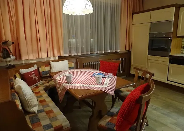 Sportpension Christina By Piaunddirk Gasthof