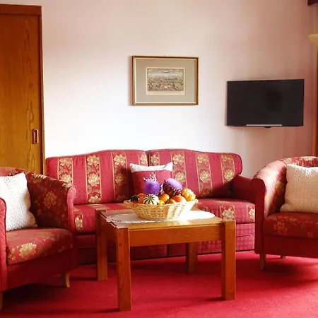 Sportpension Christina By Piaunddirk 招待所 3*